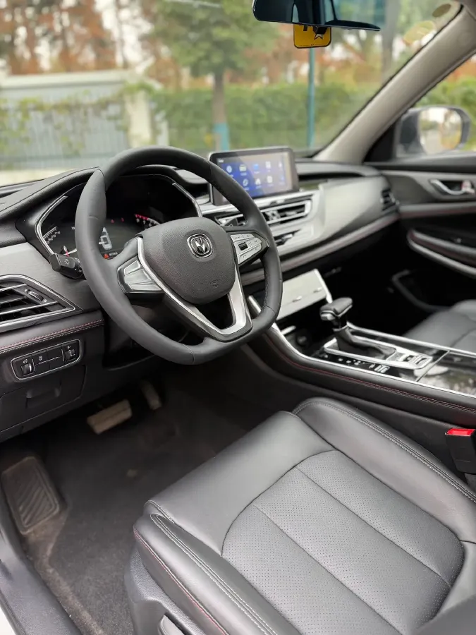 2021 ChangAn CS75 1.5T 178HP L4 7DCT,autocango,china used car exporter,china ev exporter,chinese used car exporter,chinese used ev exporter