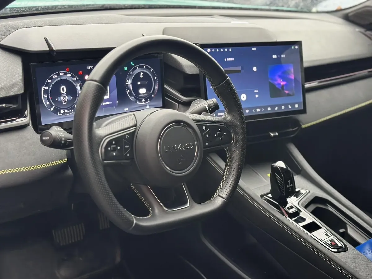 2023 LYNK&CO 03 2.0T 254HP L4 7DCT,autocango,china used car exporter,china ev exporter,chinese used car exporter,chinese used ev exporter