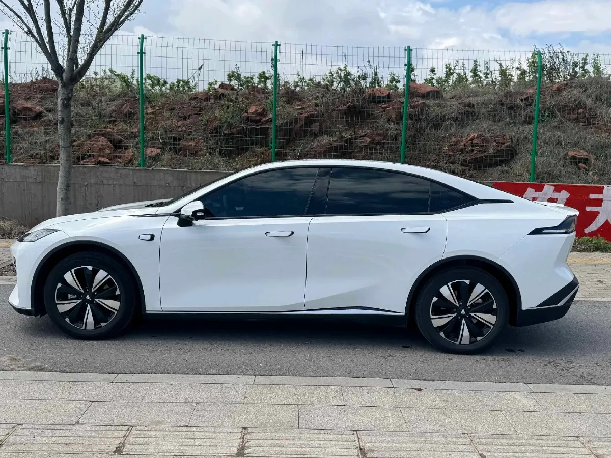 2025 Deepal SL03 BEV,autocango,china used car exporter,china ev exporter,chinese used car exporter,chinese used ev exporter