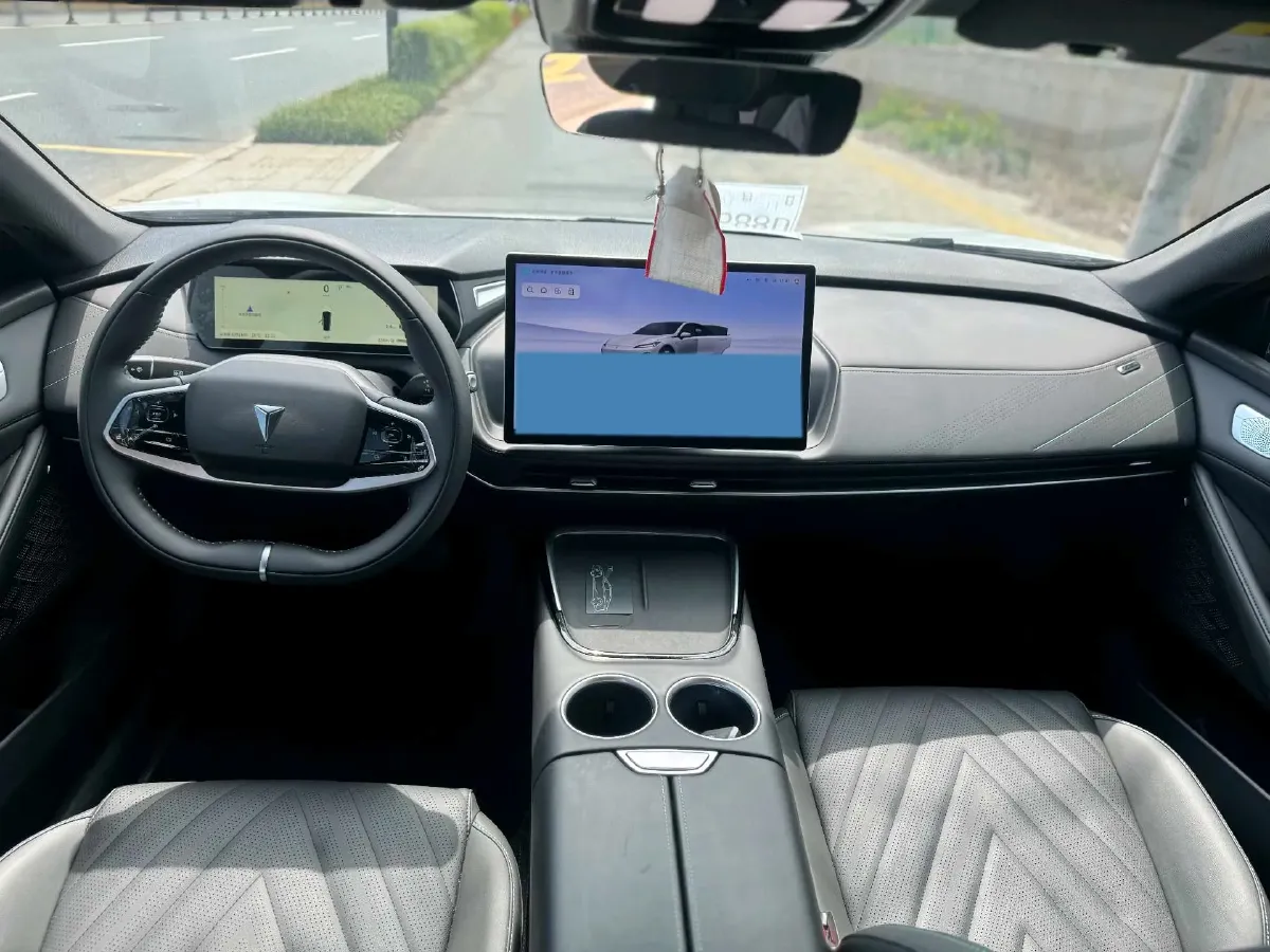 2025 Deepal SL03 BEV,autocango,china used car exporter,china ev exporter,chinese used car exporter,chinese used ev exporter