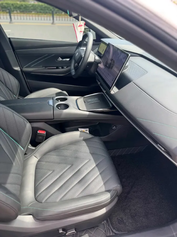 2025 Deepal SL03 BEV,autocango,china used car exporter,china ev exporter,chinese used car exporter,chinese used ev exporter