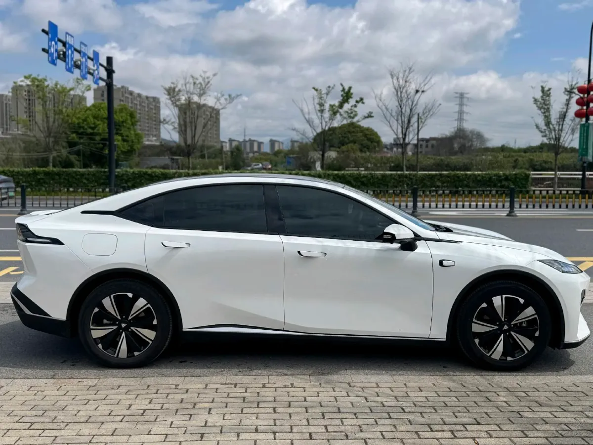 2025 Deepal SL03 BEV,autocango,china used car exporter,china ev exporter,chinese used car exporter,chinese used ev exporter