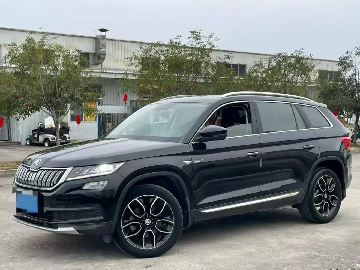 2018 Skoda Kodiak 2.0T 186HP L4 7DCT,autocango,china used car exporter,china ev exporter,chinese used car exporter,chinese used ev exporter