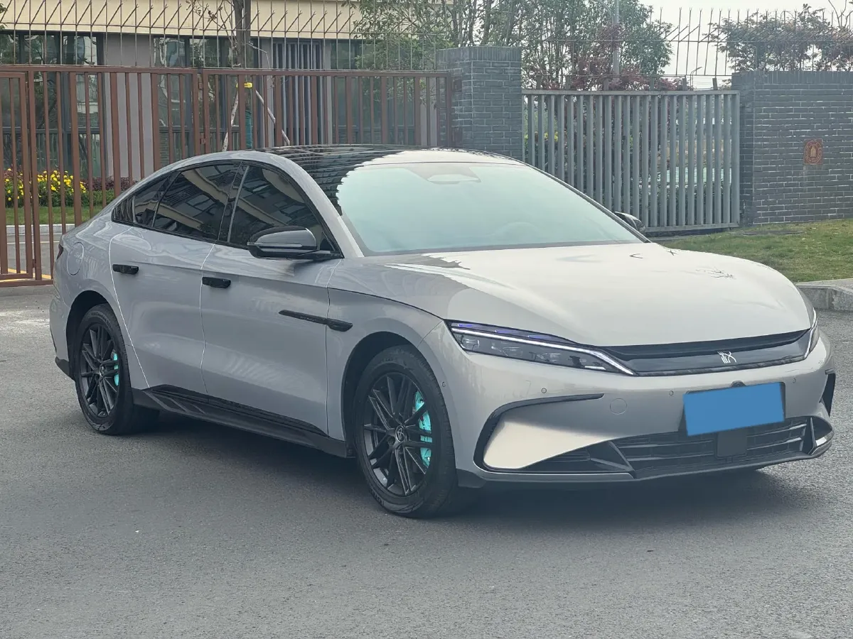 2025 BYD Han 1.5T 156HP L4 E-CVT PHEV,autocango,china used car exporter,china ev exporter,chinese used car exporter,chinese used ev exporter