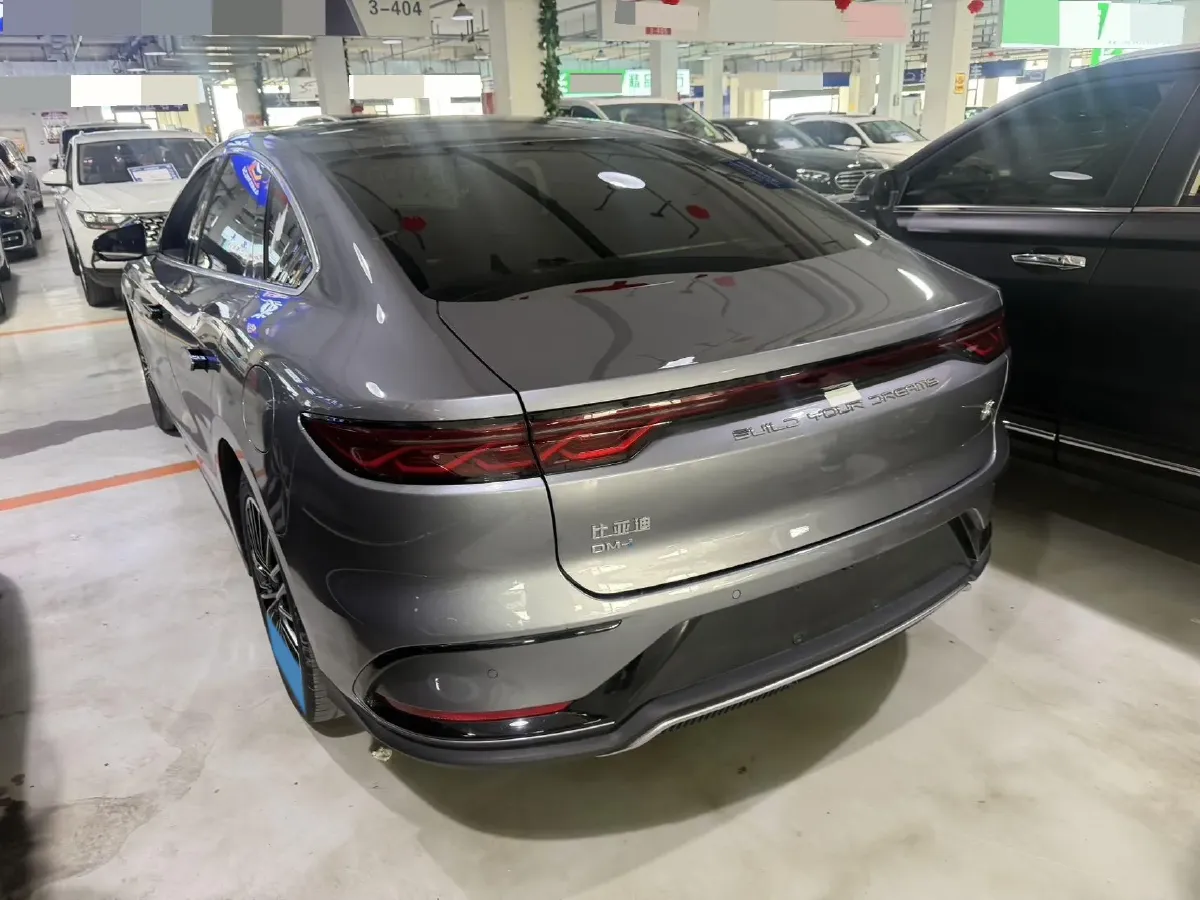 2022 Volkswagen Tiguan L 2.0T 186HP L4 7DCT,autocango,china used car exporter,china ev exporter,chinese used car exporter,chinese used ev exporter