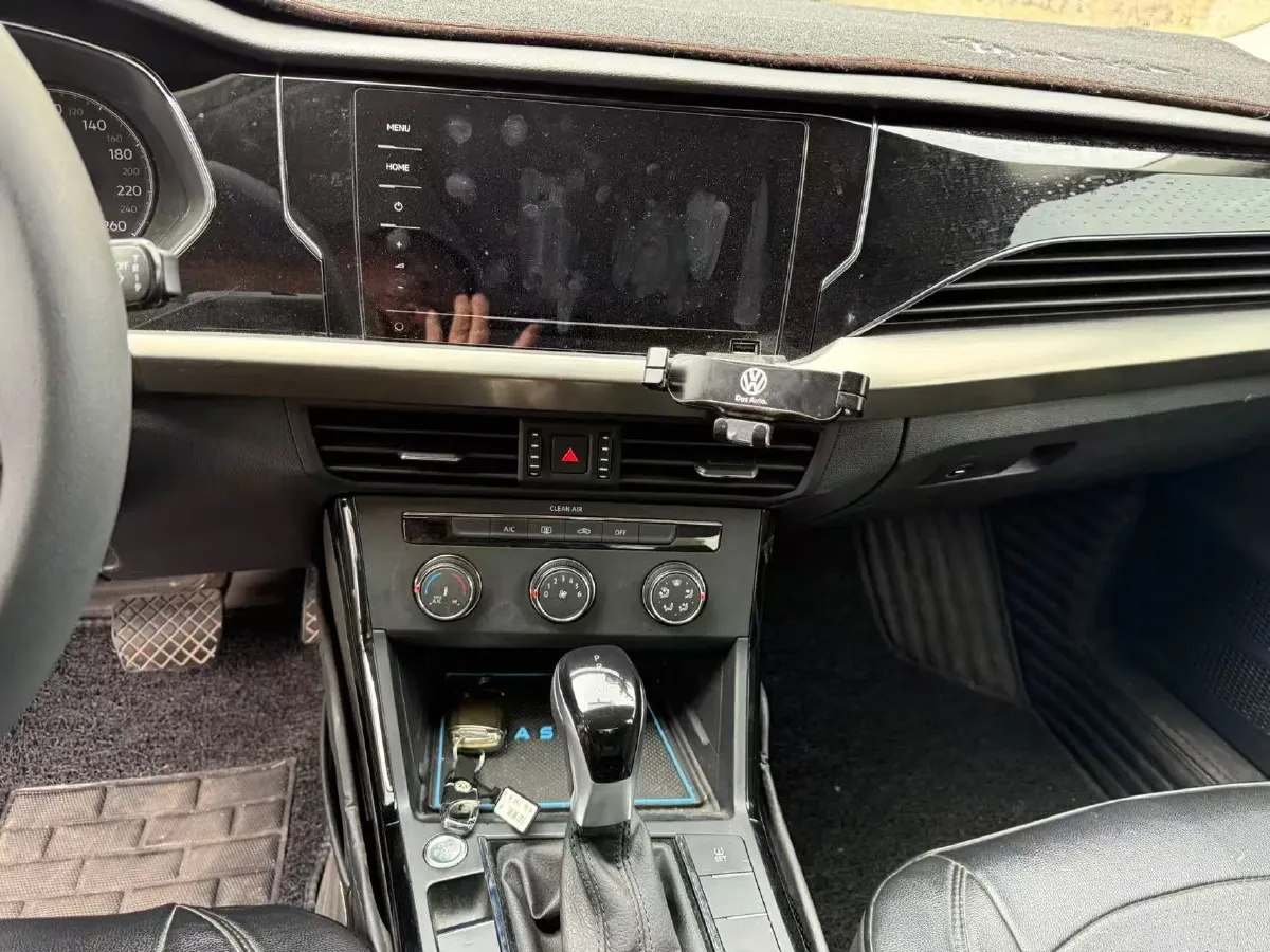 2019 Chevrolet Equinox 1.5T 180HP L4 6AT,autocango,china used car exporter,china ev exporter,chinese used car exporter,chinese used ev exporter