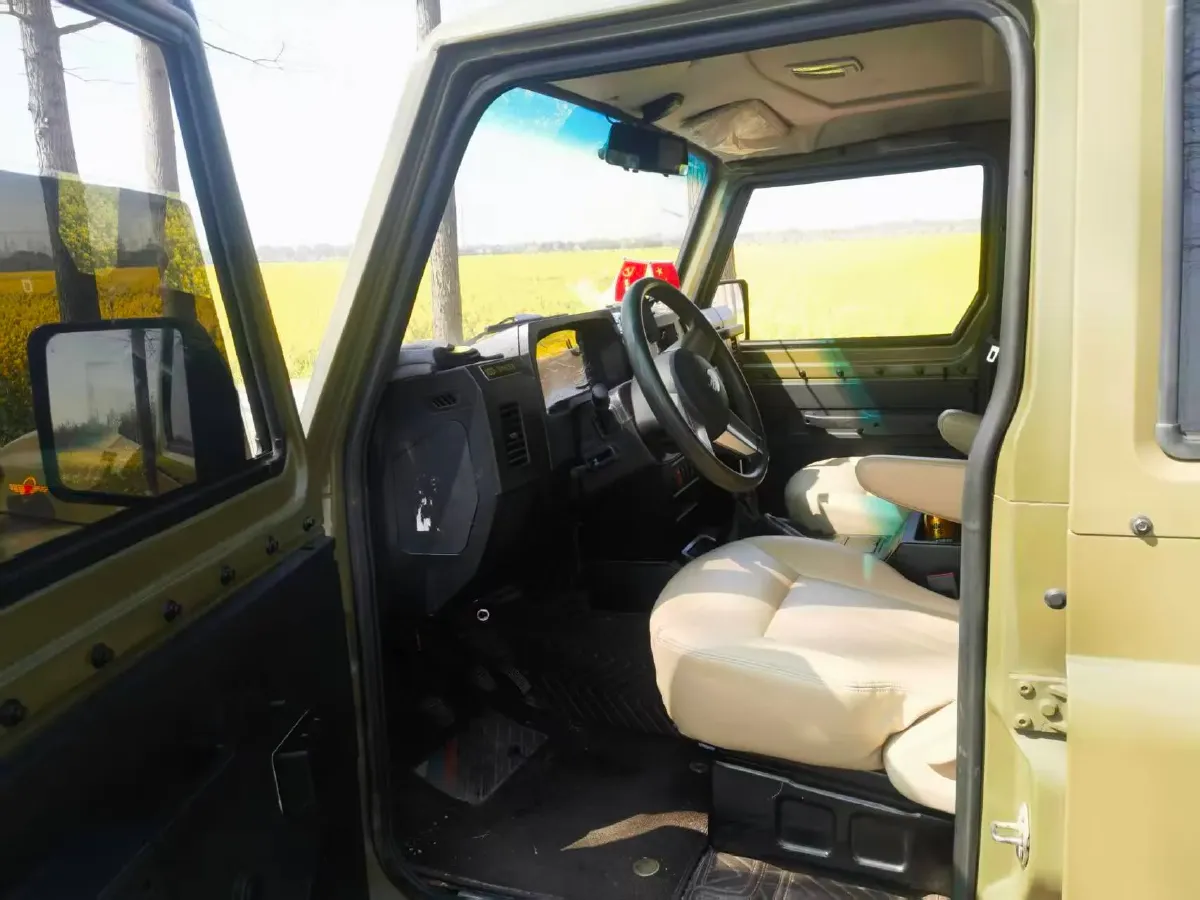 2020 BAW 212 2.4T 211HP L4 6MT,autocango,china used car exporter,china ev exporter,chinese used car exporter,chinese used ev exporter