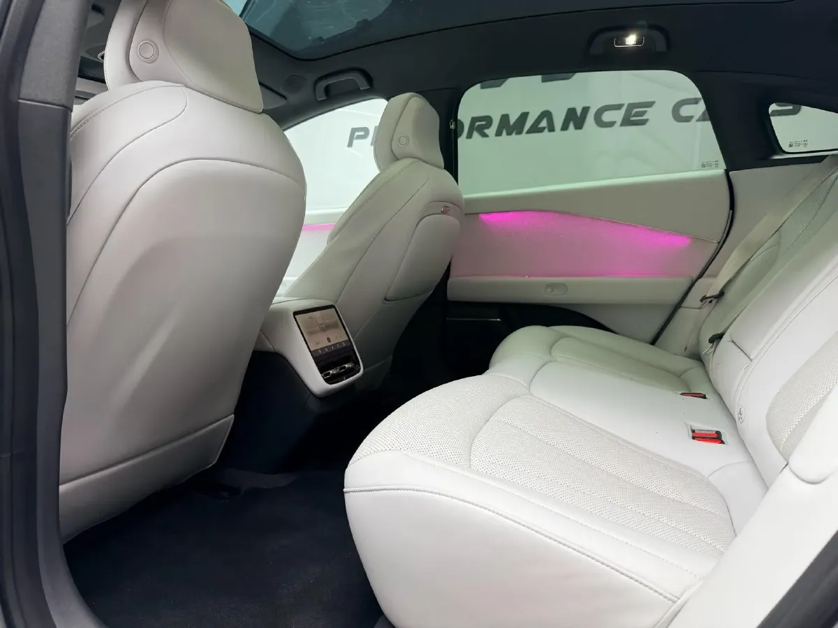 2024 Xpeng P7+ BEV 76.3KWH,autocango,china used car exporter,china ev exporter,chinese used car exporter,chinese used ev exporter