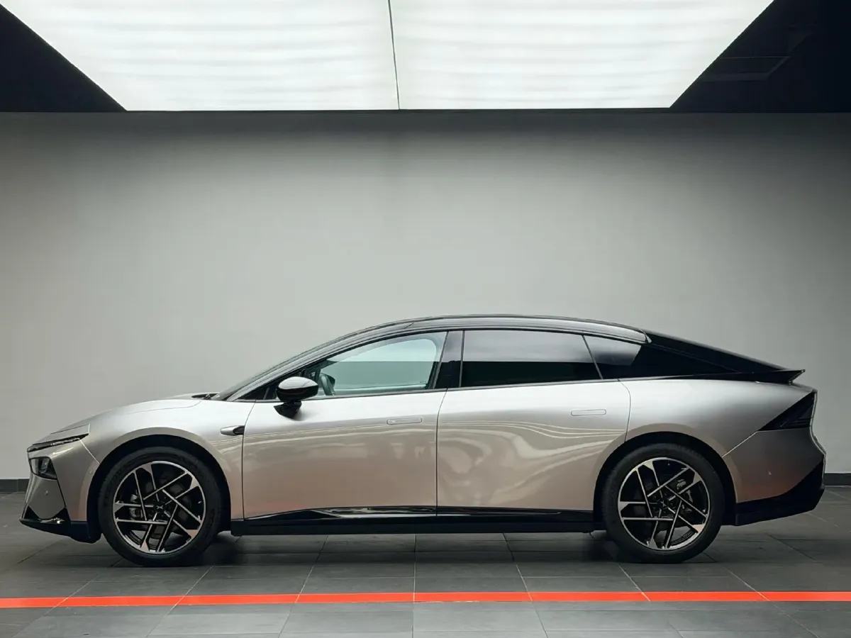 2024 Xpeng P7+ BEV 76.3KWH,autocango,china used car exporter,china ev exporter,chinese used car exporter,chinese used ev exporter