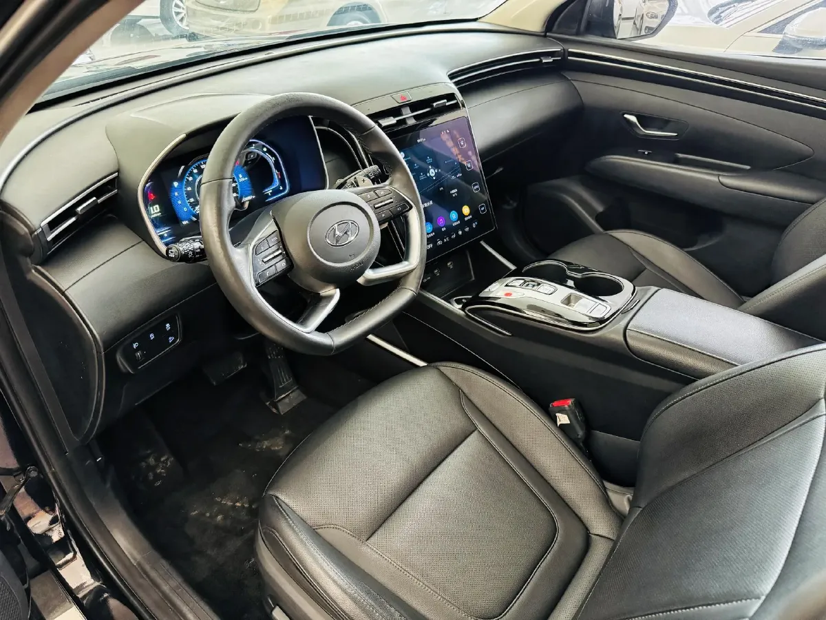 2021 Hyundai Tucson 1.5T 200HP L4 7DCT,autocango,china used car exporter,china ev exporter,chinese used car exporter,chinese used ev exporter