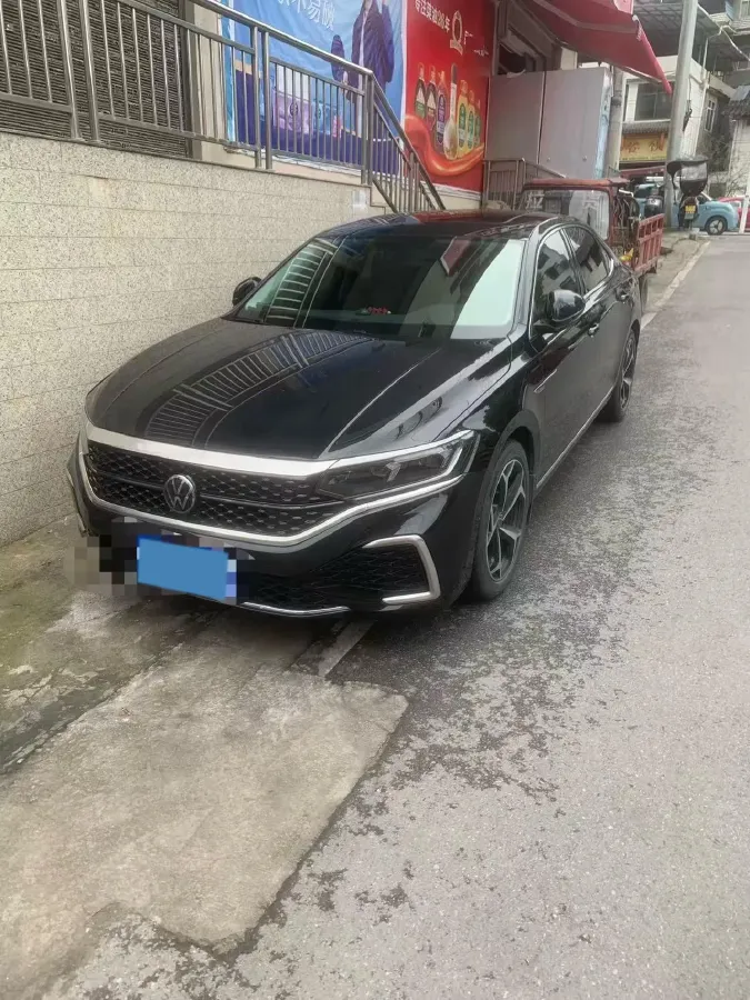 2024 Volkswagen Passat 2.0T 186HP L4 7DCT,autocango,china used car exporter,china ev exporter,chinese used car exporter,chinese used ev exporter
