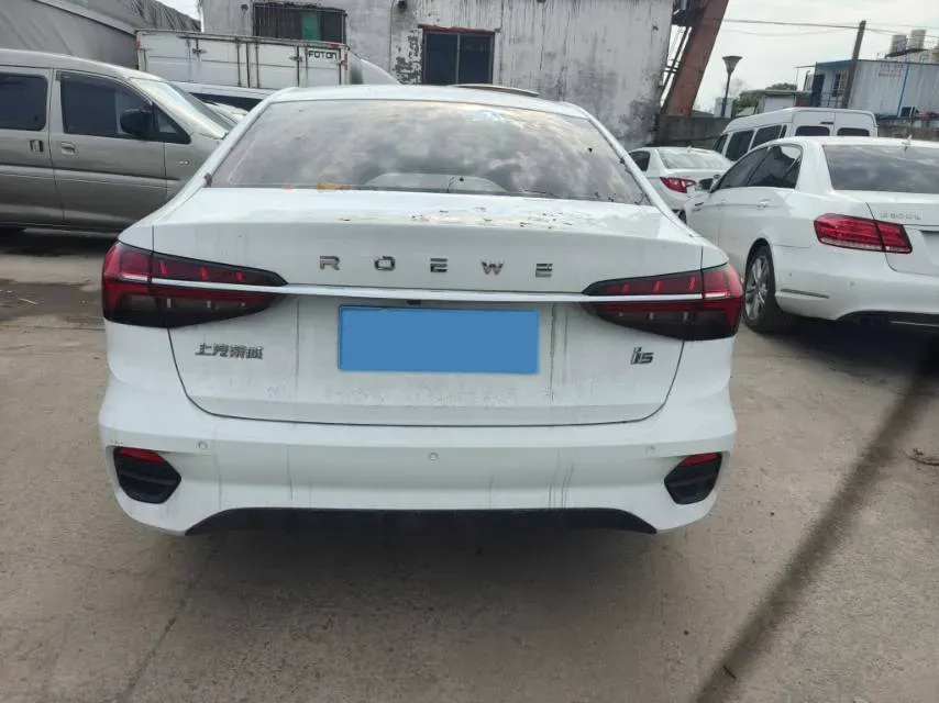 2021 Roewe i5 1.5L 120HP L4 5MT,autocango,china used car exporter,china ev exporter,chinese used car exporter,chinese used ev exporter