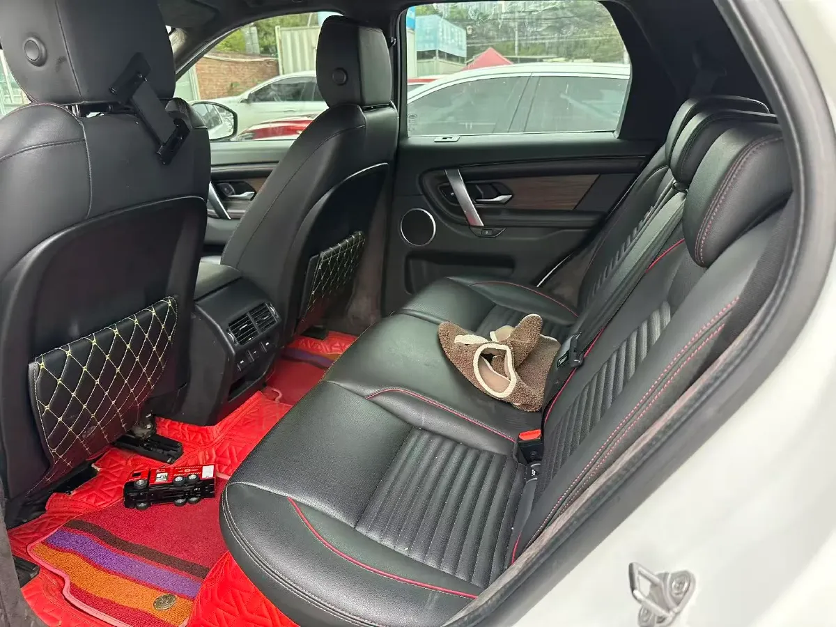 2020 Land Rover Discovery Sport 2.0T 249HP L4 9AT,autocango,china used car exporter,china ev exporter,chinese used car exporter,chinese used ev exporter