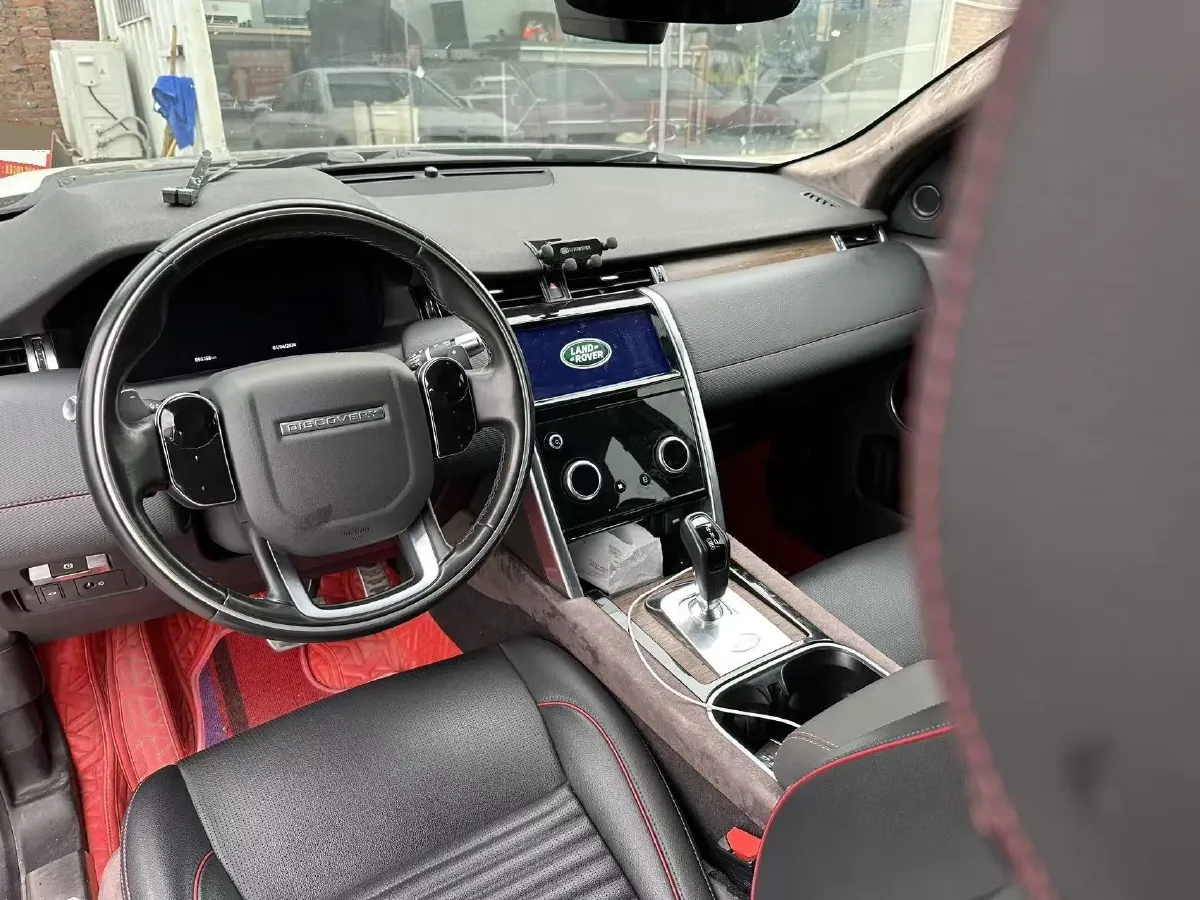 2020 Land Rover Discovery Sport 2.0T 249HP L4 9AT,autocango,china used car exporter,china ev exporter,chinese used car exporter,chinese used ev exporter
