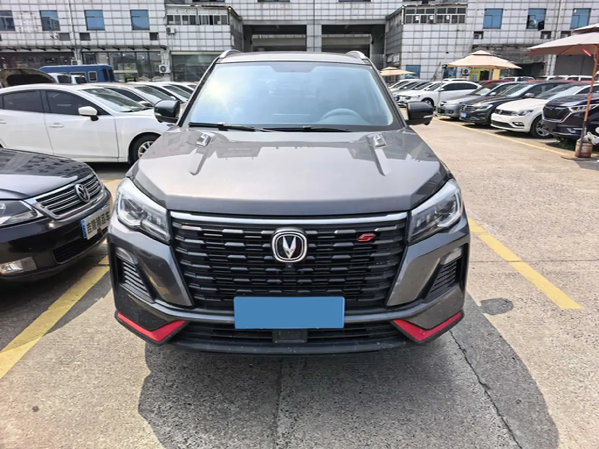 2022 ChangAn CS75 1.5T 180HP L4 7DCT,autocango,china used car exporter,china ev exporter,chinese used car exporter,chinese used ev exporter