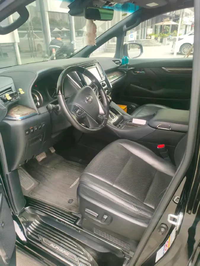 2019 Toyota Alphard 2.5L 117HP L4 E-CVT Hybrid,autocango,china used car exporter,china ev exporter,chinese used car exporter,chinese used ev exporter