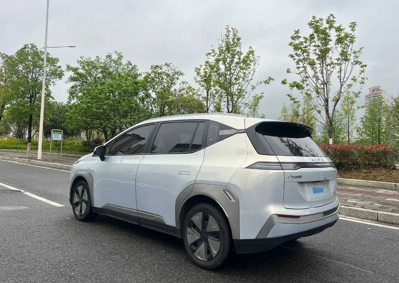 2023 GAC Trumpchi GS4 1.5T 177HP L4 6AT,autocango,china used car exporter,china ev exporter,chinese used car exporter,chinese used ev exporter