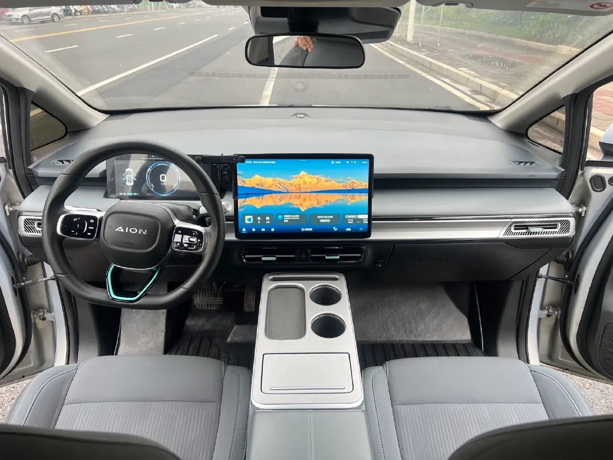 2023 GAC Trumpchi GS4 1.5T 177HP L4 6AT,autocango,china used car exporter,china ev exporter,chinese used car exporter,chinese used ev exporter