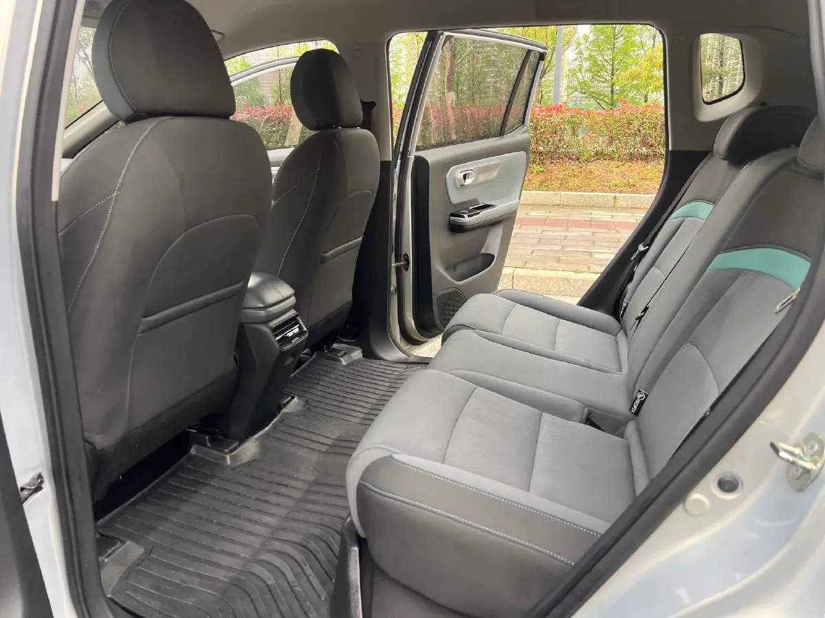 2023 GAC Trumpchi GS4 1.5T 177HP L4 6AT,autocango,china used car exporter,china ev exporter,chinese used car exporter,chinese used ev exporter