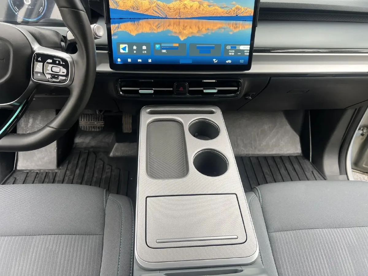 2023 GAC Trumpchi GS4 1.5T 177HP L4 6AT,autocango,china used car exporter,china ev exporter,chinese used car exporter,chinese used ev exporter