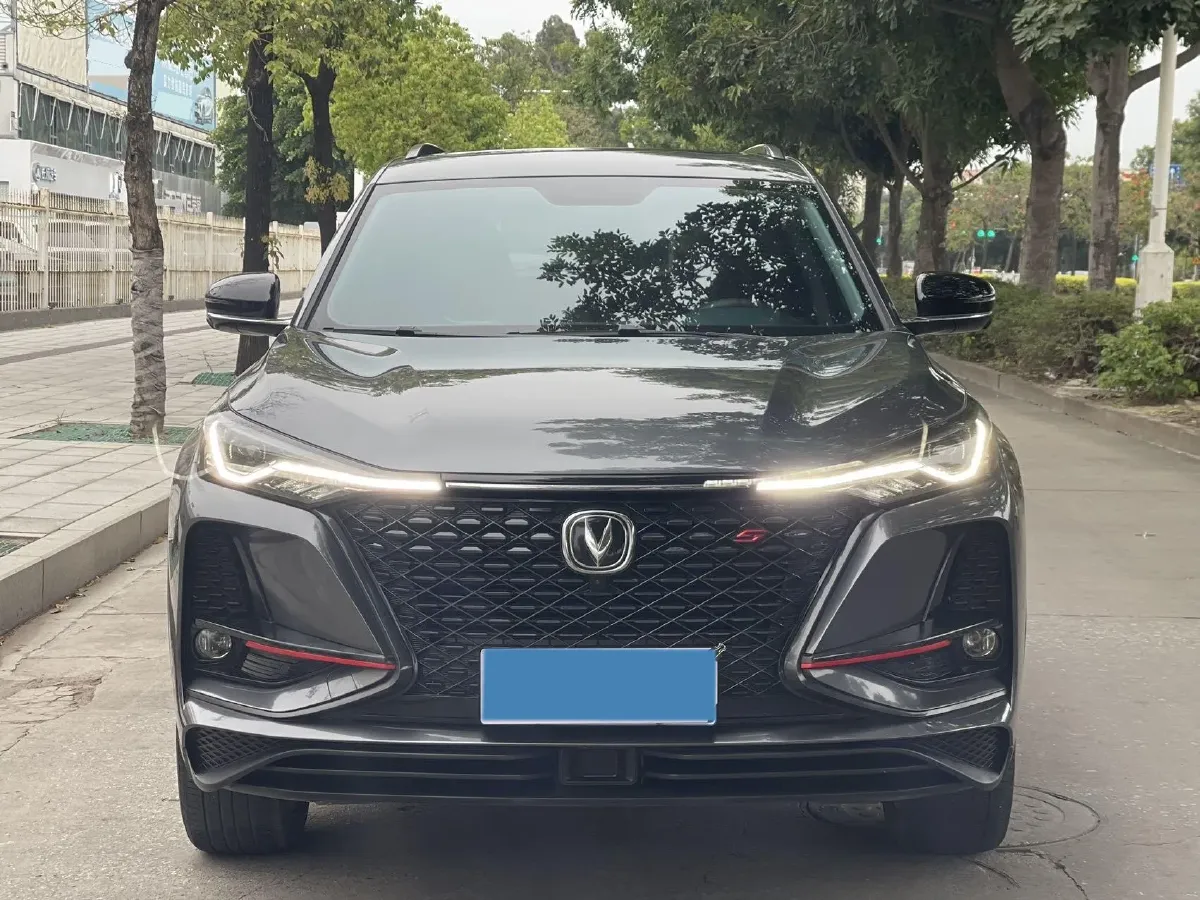2020 ChangAn CS75 Plus 2.0T 233HP L4 8AT,autocango,china used car exporter,china ev exporter,chinese used car exporter,chinese used ev exporter