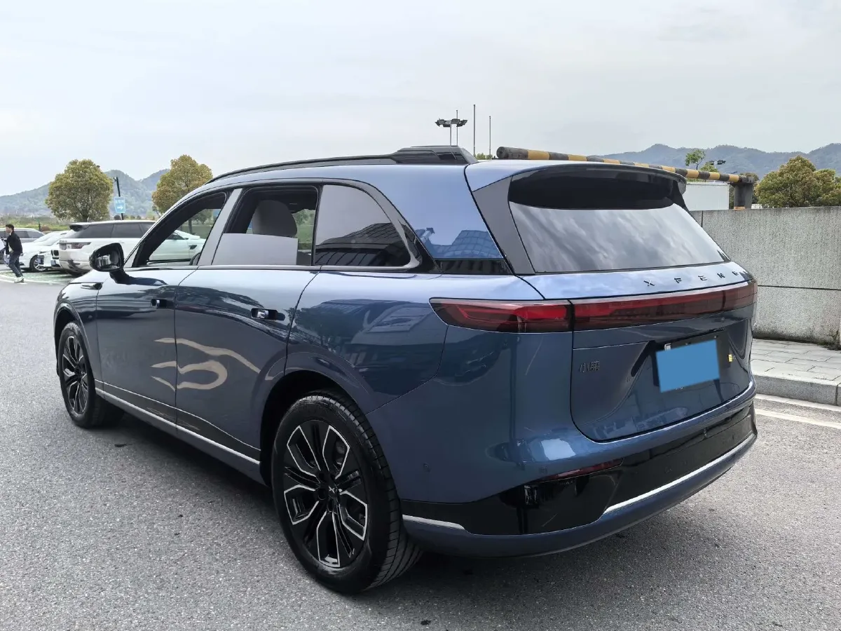 2025 Xpeng G9 BEV 79KWH,autocango,china used car exporter,china ev exporter,chinese used car exporter,chinese used ev exporter