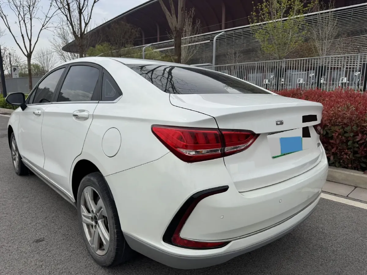 2022 Bestune B70 2.0T 224HP L4 6AT,autocango,china used car exporter,china ev exporter,chinese used car exporter,chinese used ev exporter