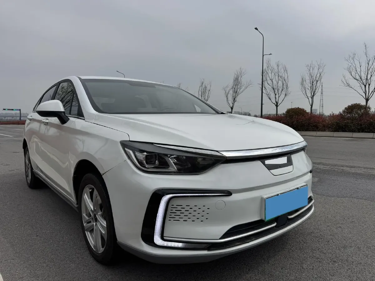 2022 Bestune B70 2.0T 224HP L4 6AT,autocango,china used car exporter,china ev exporter,chinese used car exporter,chinese used ev exporter