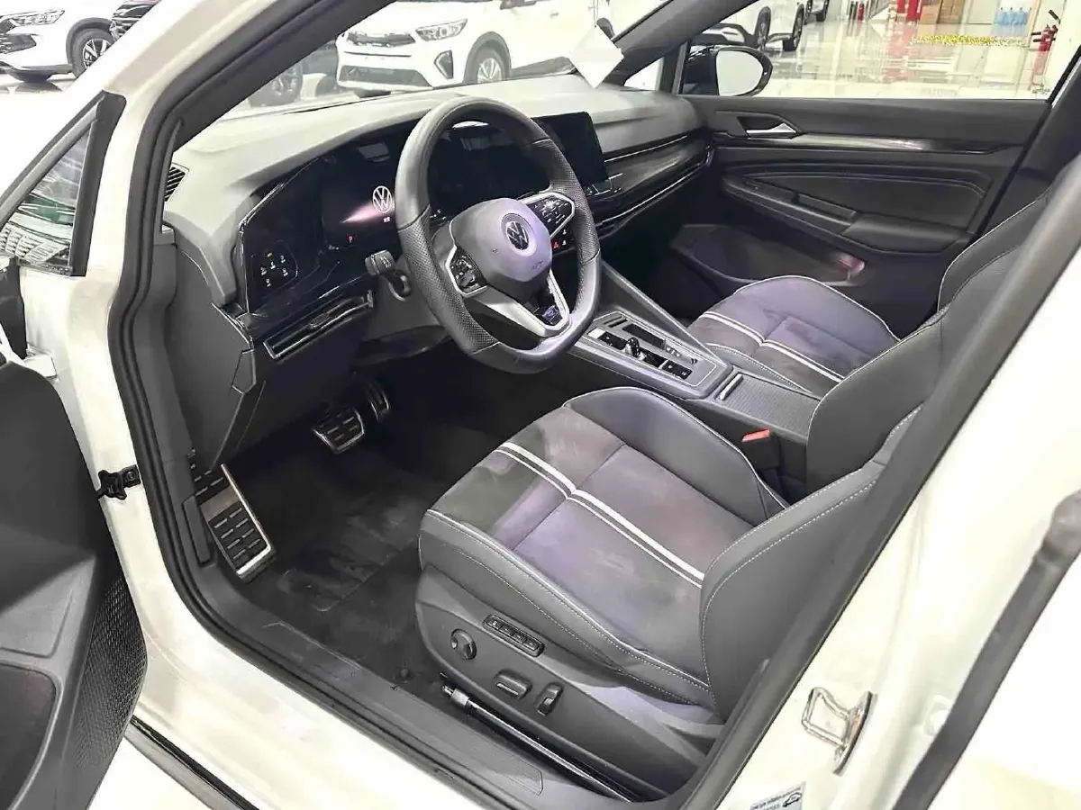 2023 Volkswagen Golf 1.4T 150HP L4 7DCT,autocango,china used car exporter,china ev exporter,chinese used car exporter,chinese used ev exporter