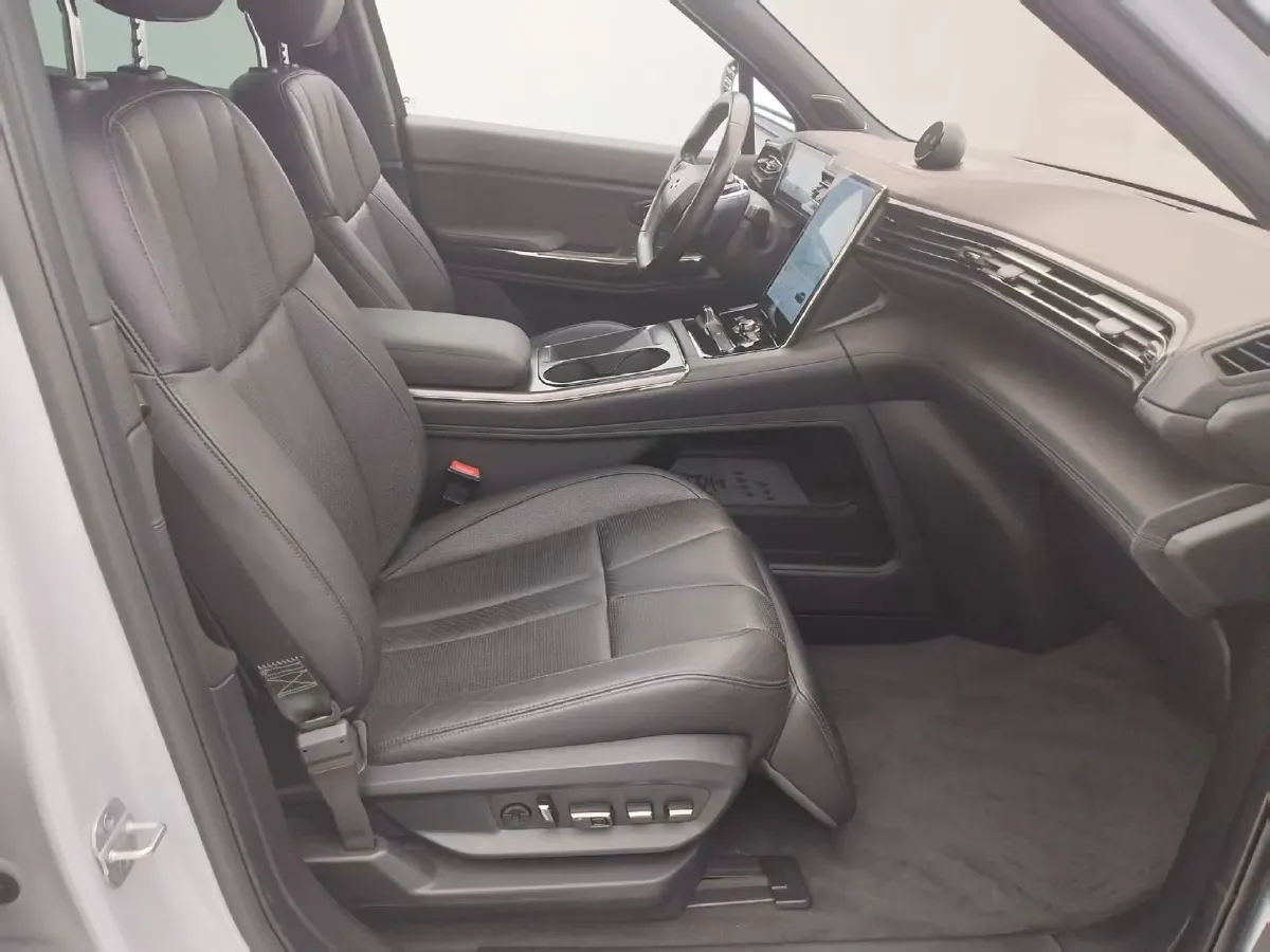 2020 NIO ES8 BEV 70KWH,autocango,china used car exporter,china ev exporter,chinese used car exporter,chinese used ev exporter