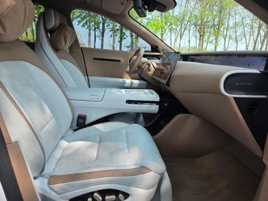 2024 Avatr 07 1.5T 156HP L4 REEV 39.05KWH,autocango,china used car exporter,china ev exporter,chinese used car exporter,chinese used ev exporter