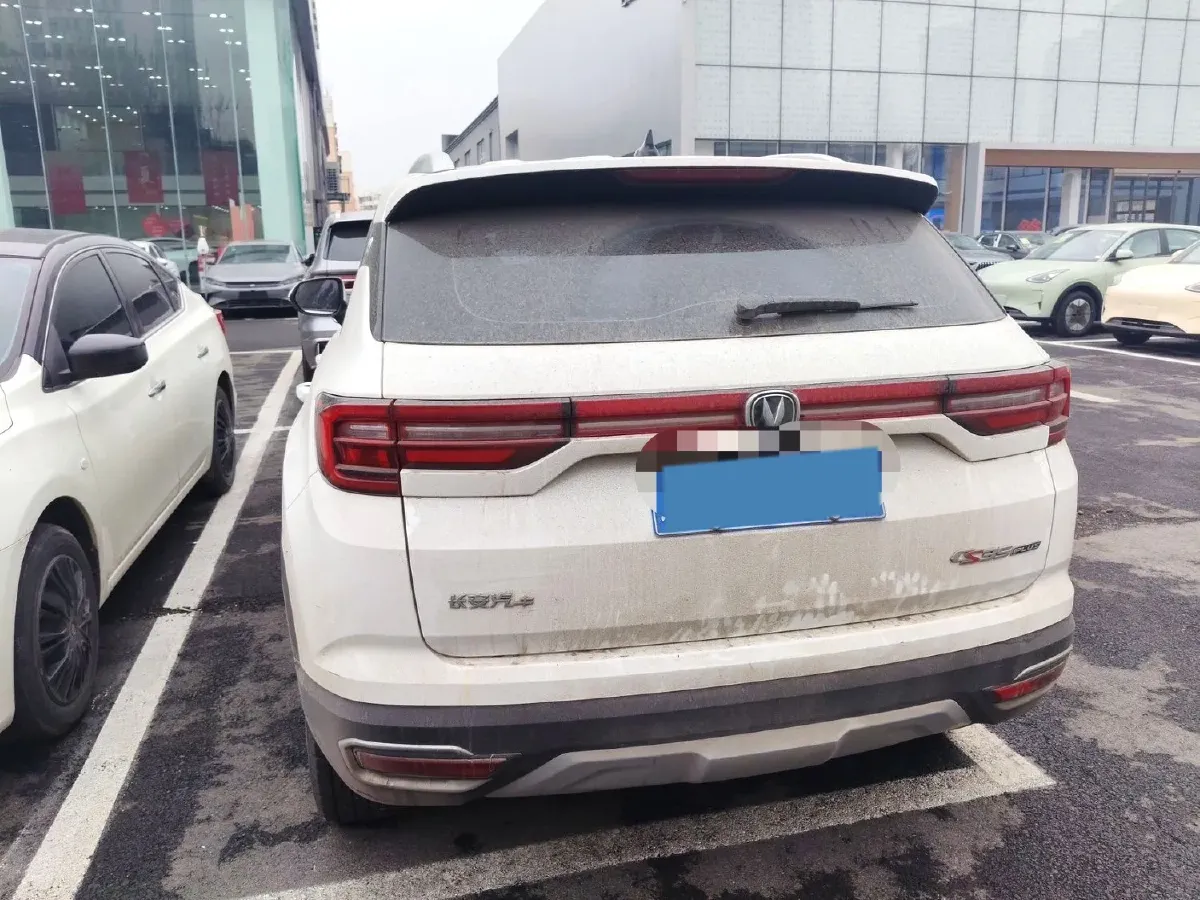 2018 ChangAn CS35 Plus 1.6L 128HP L4 5MT,autocango,china used car exporter,china ev exporter,chinese used car exporter,chinese used ev exporter