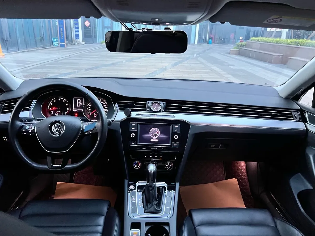 2018 Volkswagen Magotan 1.8T 180HP L4 7DCT,autocango,china used car exporter,china ev exporter,chinese used car exporter,chinese used ev exporter