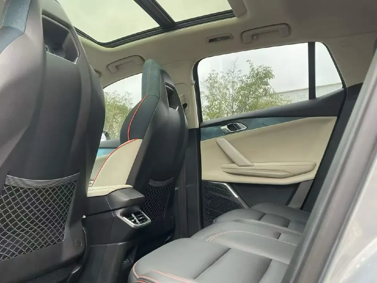 2020 LYNK&CO 06 1.5T 177HP L3 7DCT,autocango,china used car exporter,china ev exporter,chinese used car exporter,chinese used ev exporter