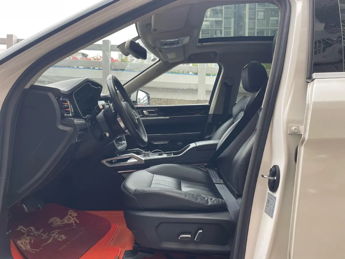 2017 Zotye T700 1.8T 177HP L4 6DCT,autocango,china used car exporter,china ev exporter,chinese used car exporter,chinese used ev exporter