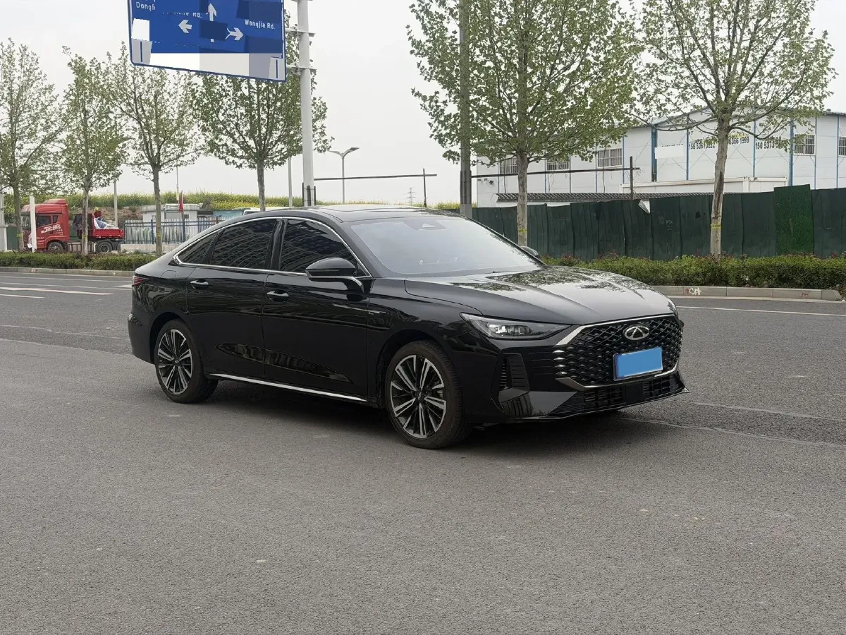 2025 Chery Arrizo 8 Pro 1.6T 197HP L4 7DCT,autocango,china used car exporter,china ev exporter,chinese used car exporter,chinese used ev exporter