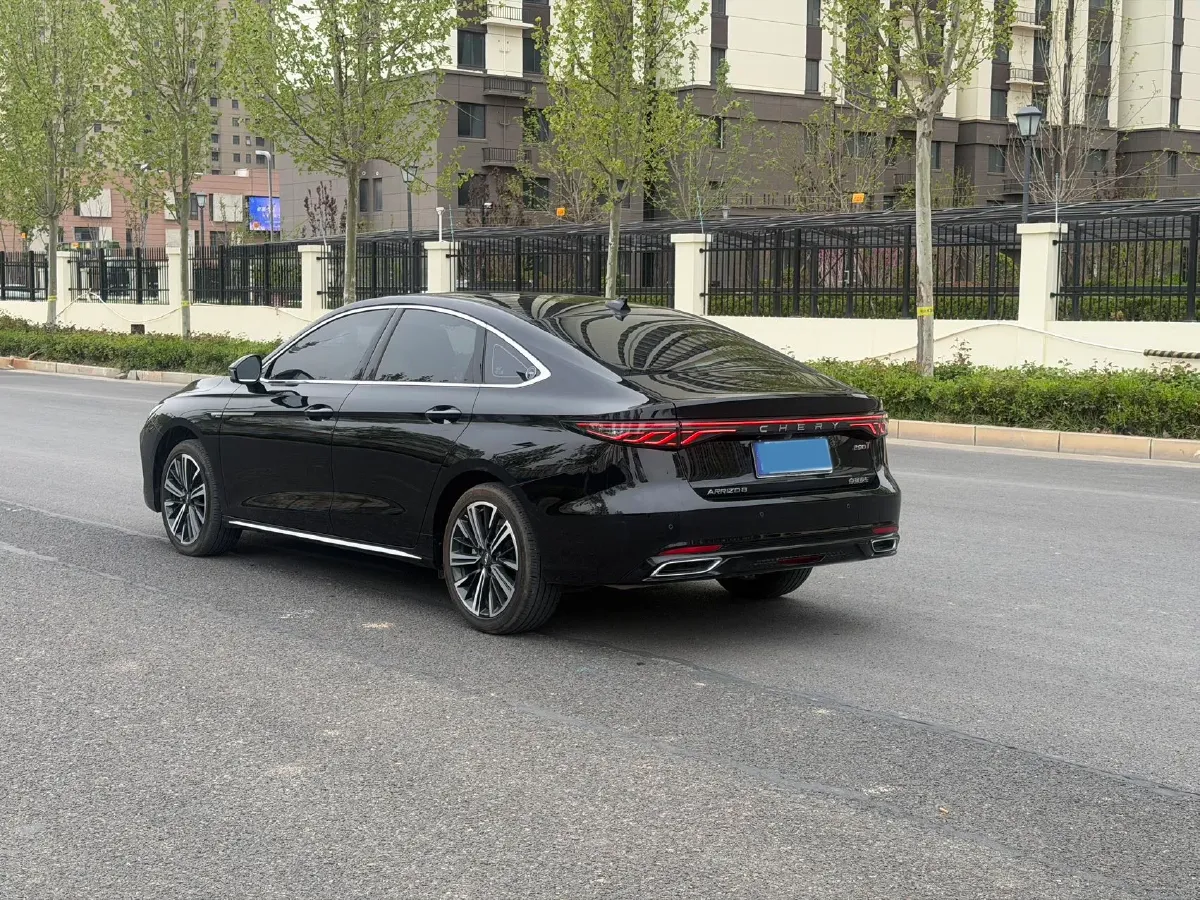 2025 Chery Arrizo 8 Pro 1.6T 197HP L4 7DCT,autocango,china used car exporter,china ev exporter,chinese used car exporter,chinese used ev exporter