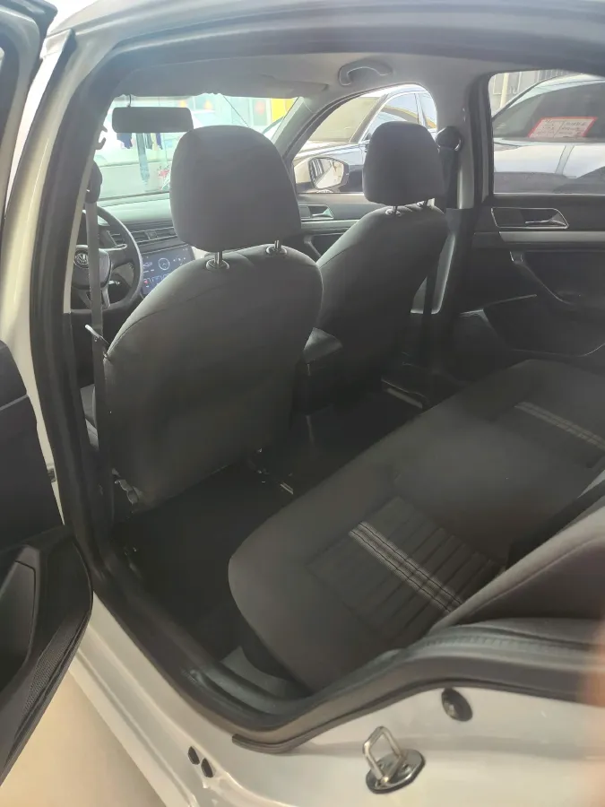 2019 Volkswagen T-Cross 1.5L 113HP L4 6AT,autocango,china used car exporter,china ev exporter,chinese used car exporter,chinese used ev exporter