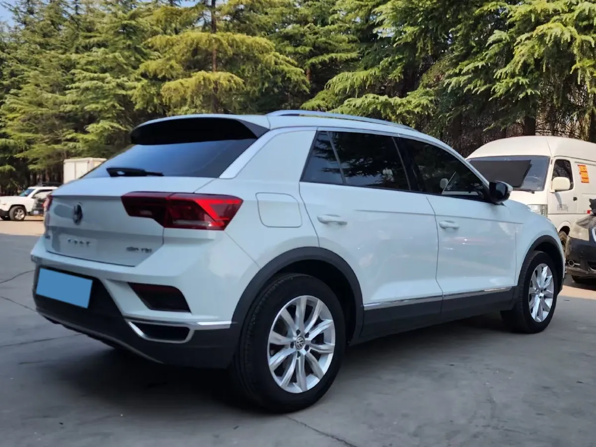 2020 Volkswagen T-Roc 1.4T 150HP L4 7DCT,autocango,china used car exporter,china ev exporter,chinese used car exporter,chinese used ev exporter