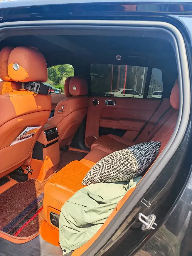 2024 Li L8 Range Extended 154HP REEV 42.8KWH,autocango,china used car exporter,china ev exporter,chinese used car exporter,chinese used ev exporter