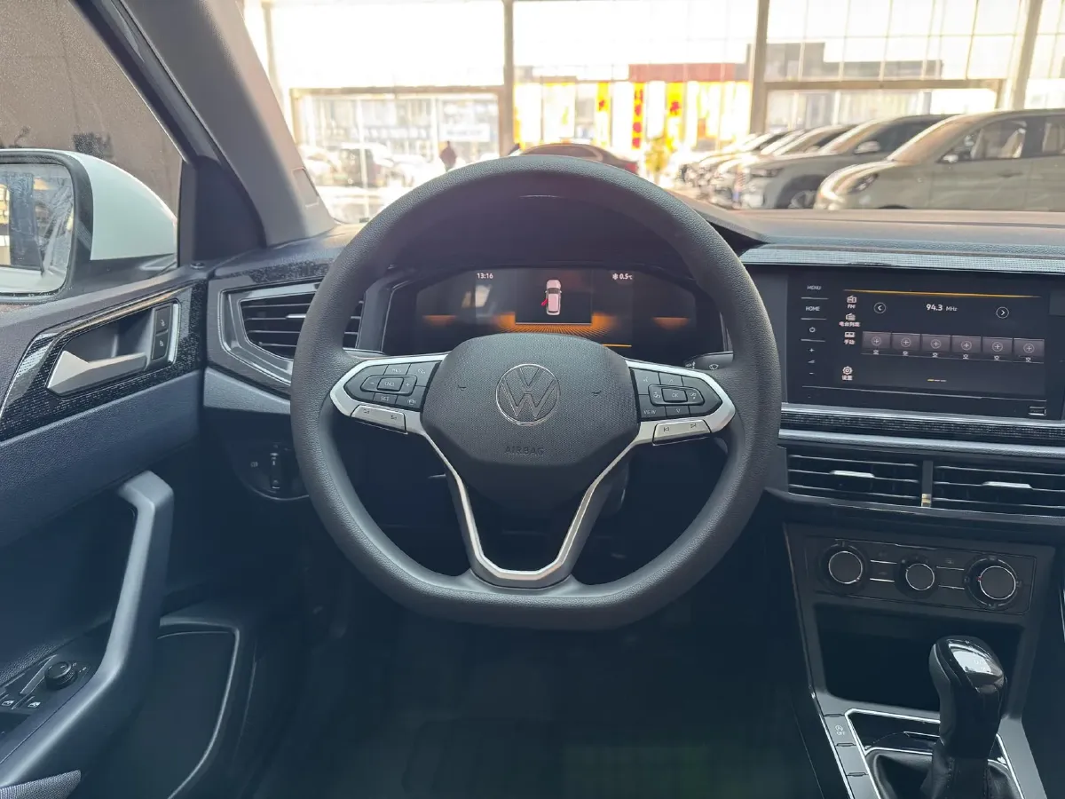 2025 Volkswagen Lavida 1.5L 110HP L4 6AT,autocango,china used car exporter,china ev exporter,chinese used car exporter,chinese used ev exporter