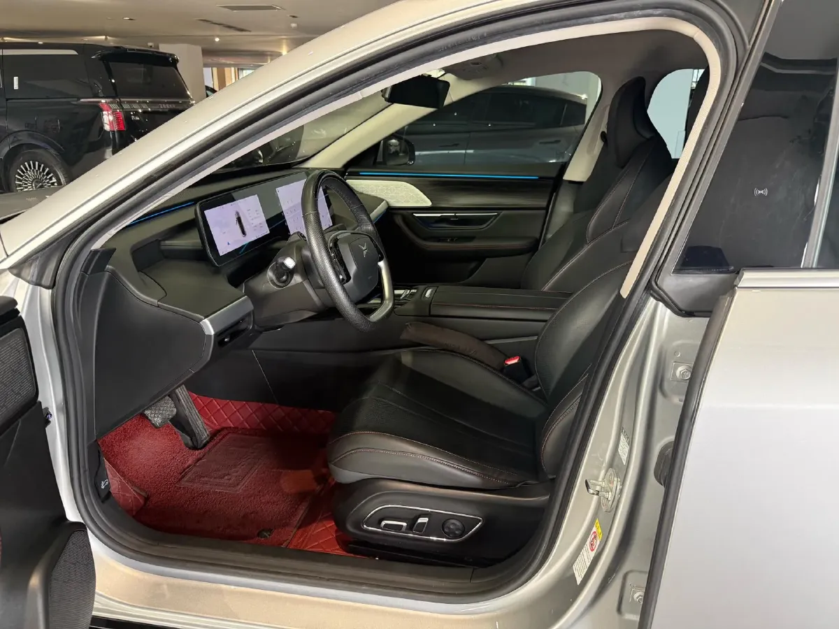 2021 Chevrolet Equinox 2.0T 237HP L4 9AT,autocango,china used car exporter,china ev exporter,chinese used car exporter,chinese used ev exporter