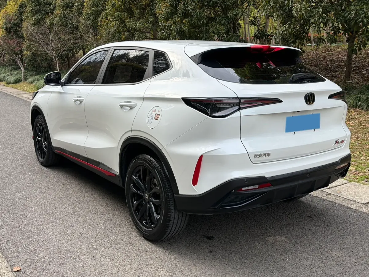 2025 ChangAn X5 PLUS 1.5T 188HP L4 7DCT,autocango,china used car exporter,china ev exporter,chinese used car exporter,chinese used ev exporter