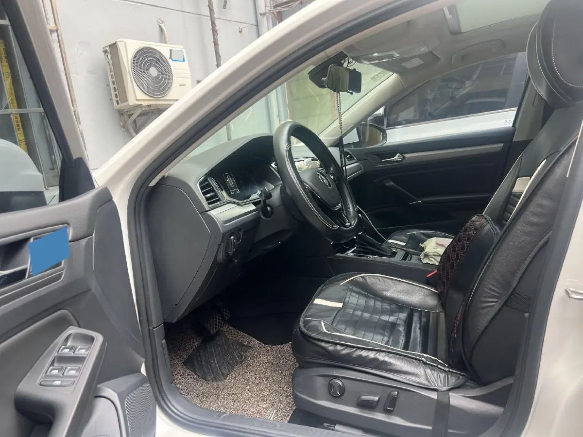 2019 Volkswagen Passat 1.4T 150HP L4 7DCT,autocango,china used car exporter,china ev exporter,chinese used car exporter,chinese used ev exporter