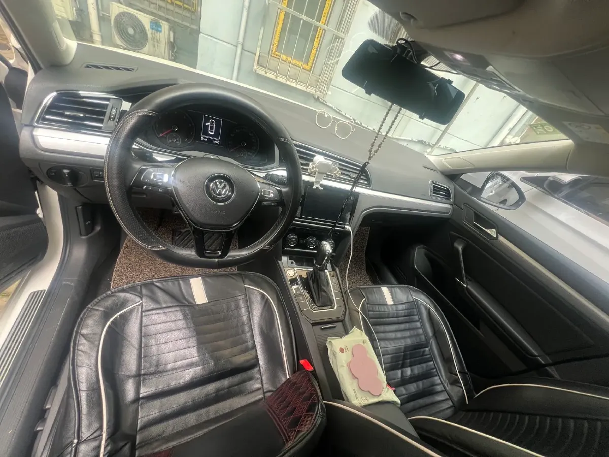 2019 Volkswagen Passat 1.4T 150HP L4 7DCT,autocango,china used car exporter,china ev exporter,chinese used car exporter,chinese used ev exporter