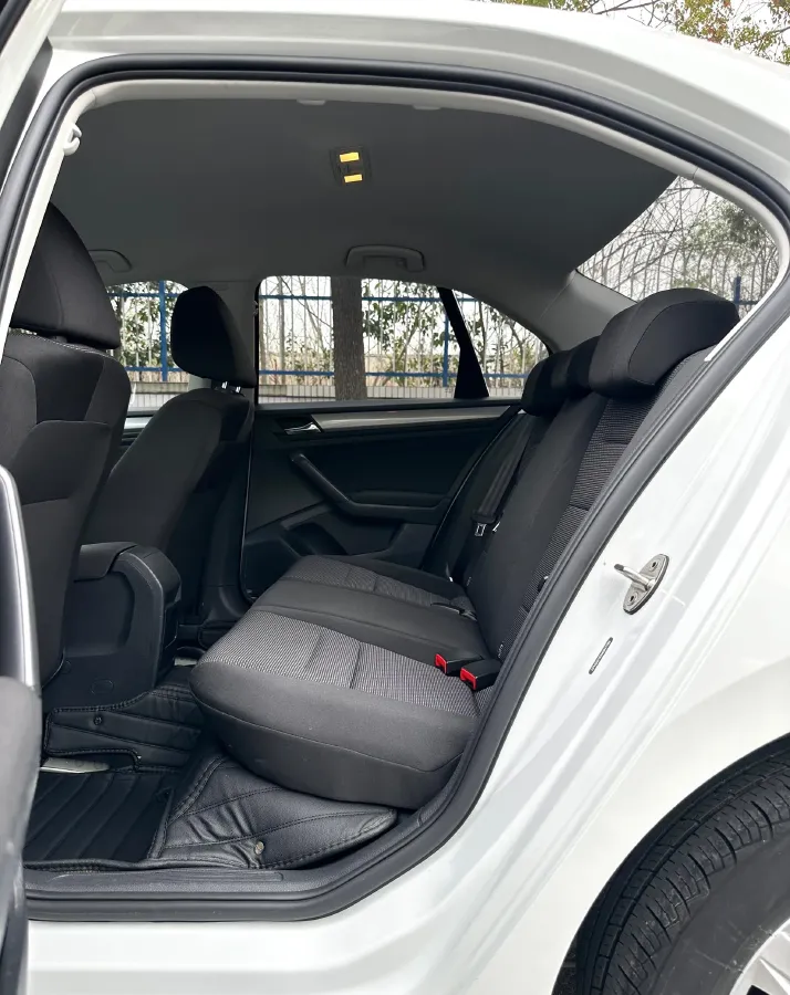 2019 Volkswagen Bora 1.5L 110HP L4 6AT,autocango,china used car exporter,china ev exporter,chinese used car exporter,chinese used ev exporter