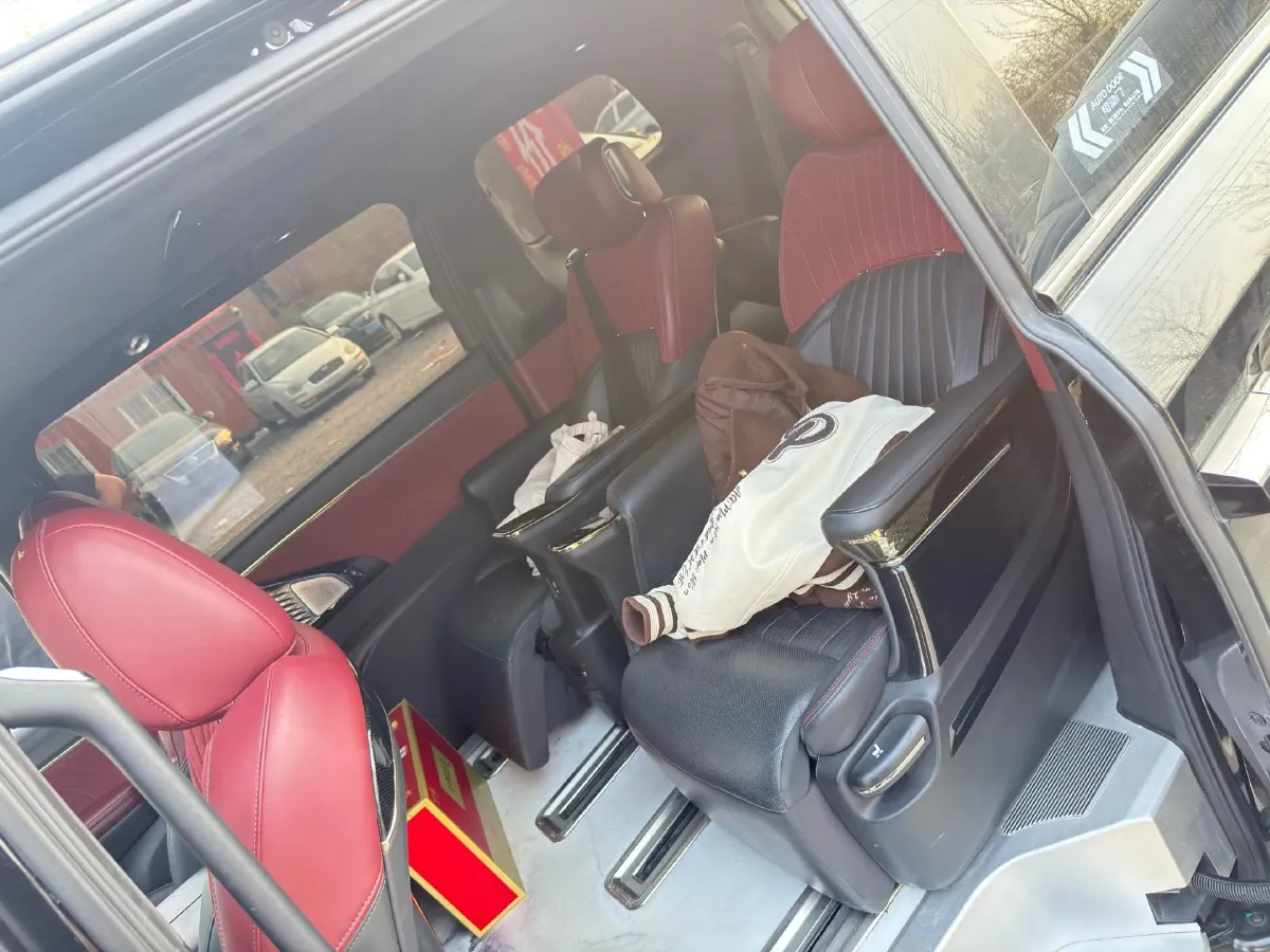 2023 GAC Trumpchi M8 2.0T 252HP L4 8AT,autocango,china used car exporter,china ev exporter,chinese used car exporter,chinese used ev exporter