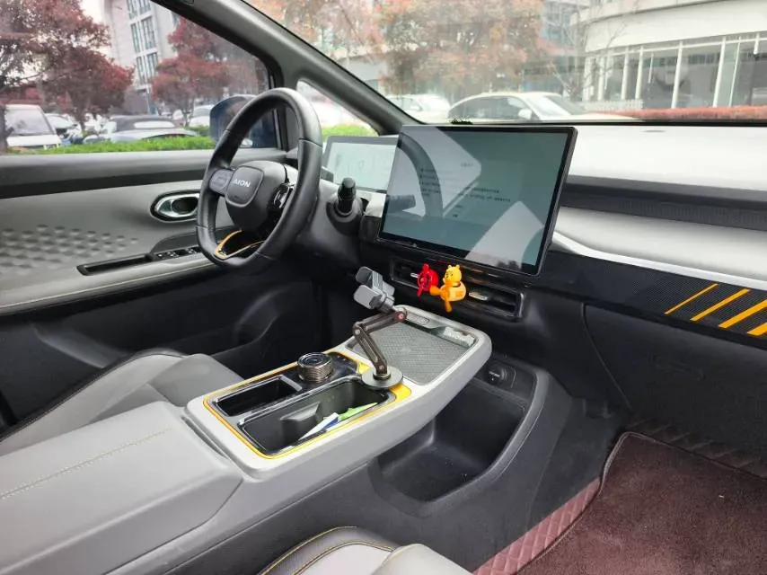 2022 Geely Okavango 1.8T 184HP L4 7DCT,autocango,china used car exporter,china ev exporter,chinese used car exporter,chinese used ev exporter