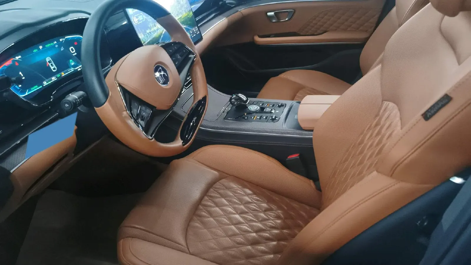 2022 Volkswagen Tiguan L 2.0T 186HP L4 7DCT,autocango,china used car exporter,china ev exporter,chinese used car exporter,chinese used ev exporter