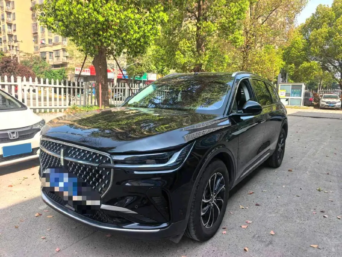 2023 Lincoln Nautilus 2.0T 261HP L4 8AT,autocango,china used car exporter,china ev exporter,chinese used car exporter,chinese used ev exporter